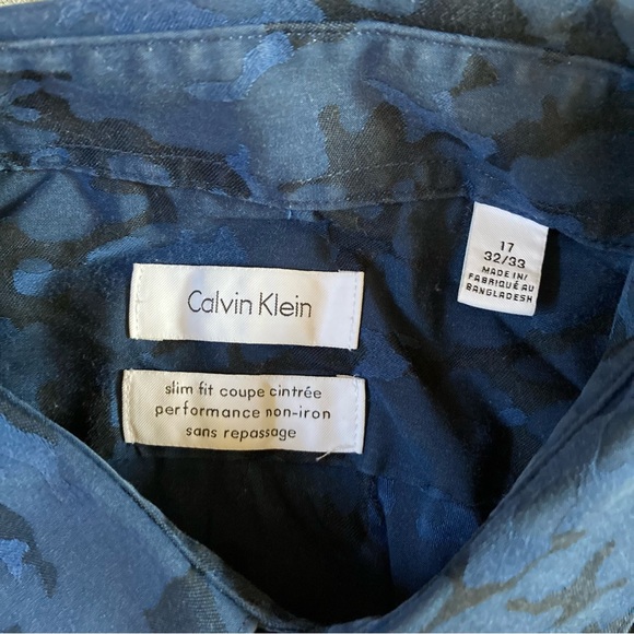 Calvin Klein Blue Camo Slim Fit Button Up Shirt Long Sleeve Men's Sz 17 32/33 - Picture 4 of 7